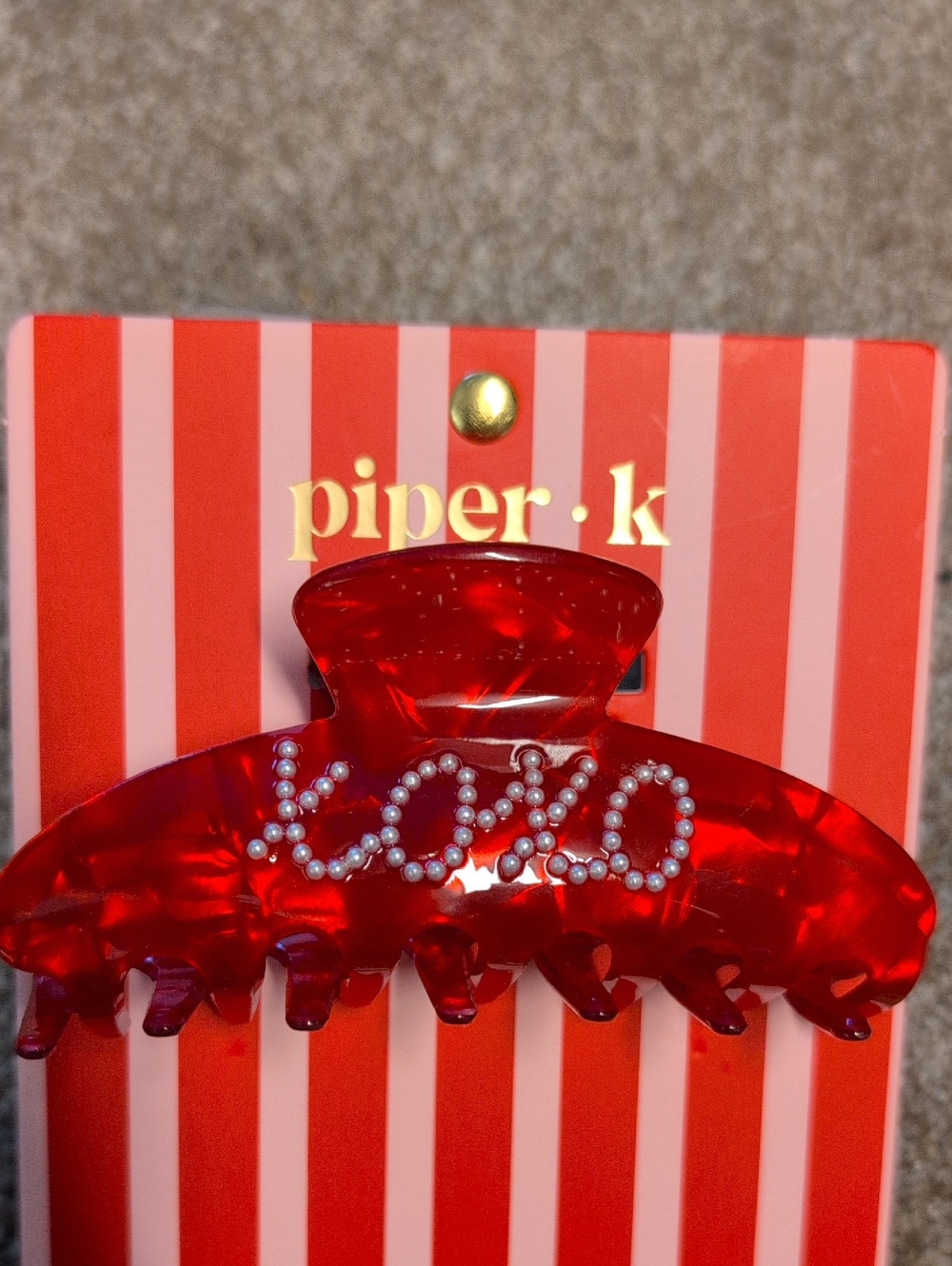 NWT Piper•K Red XOXO Pearl Accent Hair Claw